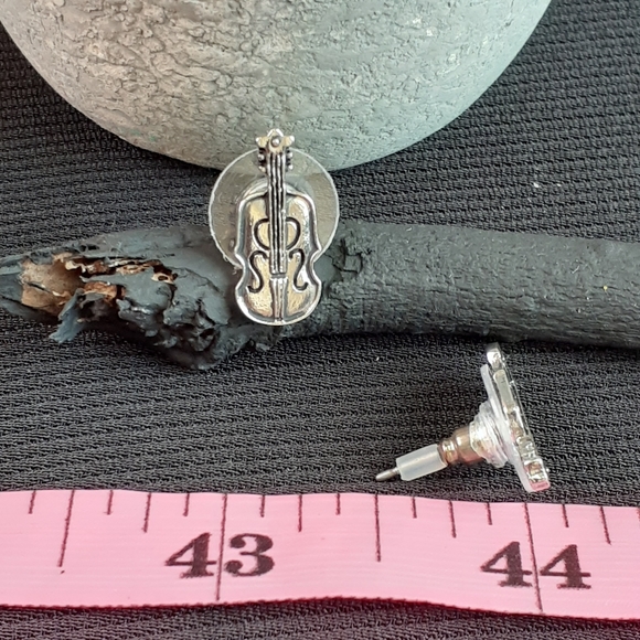 NWT!!! 💝 Silver fantasy GUITARS - Picture 3 of 4